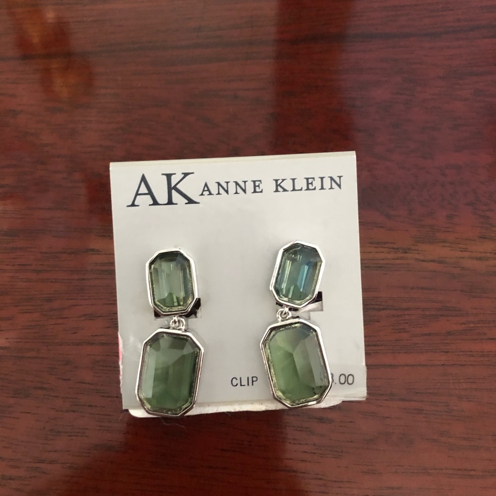 NWT Anne Klein Clip-On Earrings